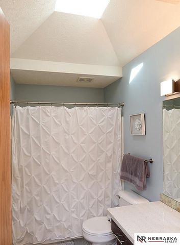 21890 Plum Creek Drive, Gretna, NE 68028