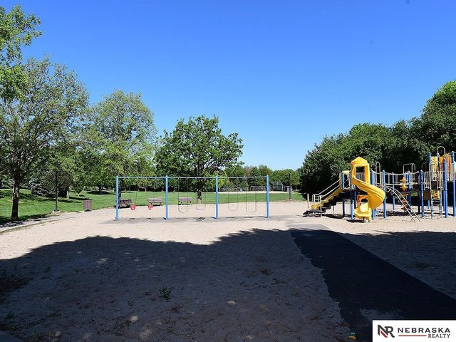 21890 Plum Creek Drive, Gretna, NE 68028
