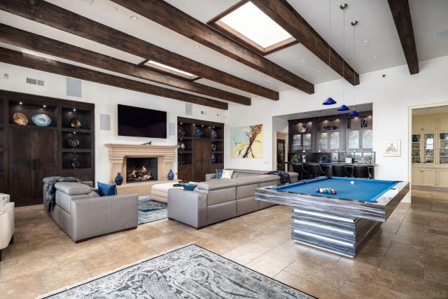 6565 Calle Reina, Rancho Santa Fe, CA 92067