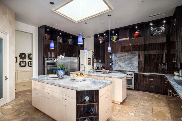 6565 Calle Reina, Rancho Santa Fe, CA 92067