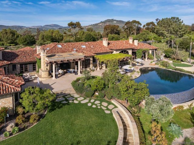 6565 Calle Reina, Rancho Santa Fe, CA 92067