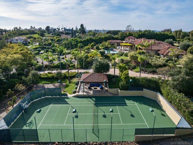 6565 Calle Reina, Rancho Santa Fe, CA 92067