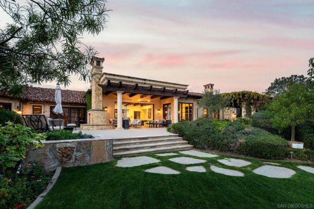 6565 Calle Reina, Rancho Santa Fe, CA 92067