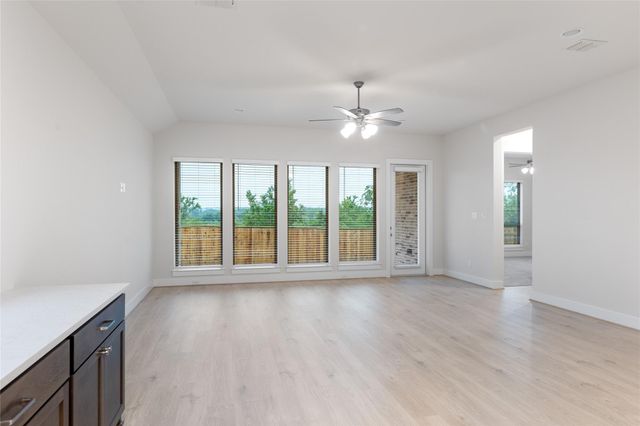 626 Bay Breeze DR, Kyle, TX 78640