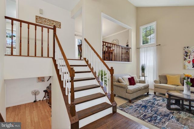 111 ENVIRONS RD, Sterling, VA 20165