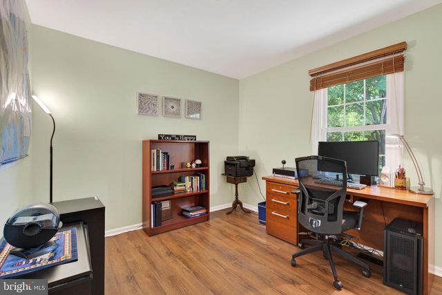 111 ENVIRONS RD, Sterling, VA 20165