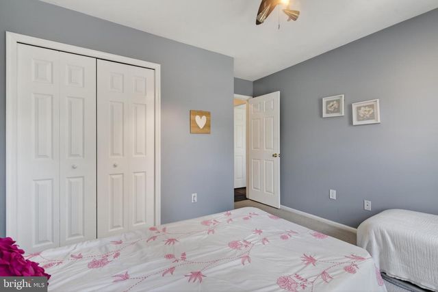 111 ENVIRONS RD, Sterling, VA 20165