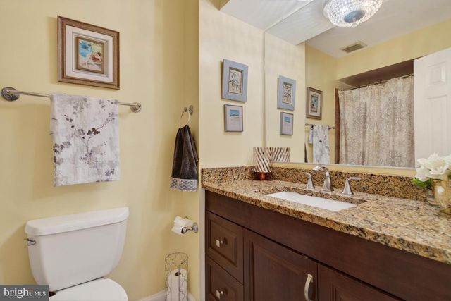 111 ENVIRONS RD, Sterling, VA 20165