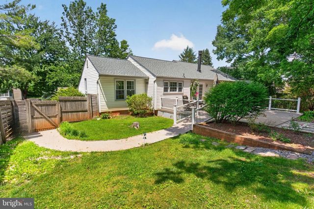 111 ENVIRONS RD, Sterling, VA 20165