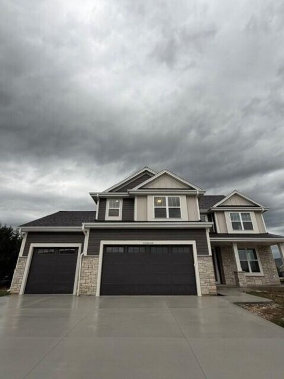 N75 W24728 Lauren DRIVE, Sussex, WI 53089