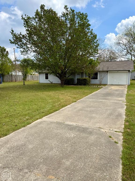 228 Frost Road, Arkadelphia, AR 71923