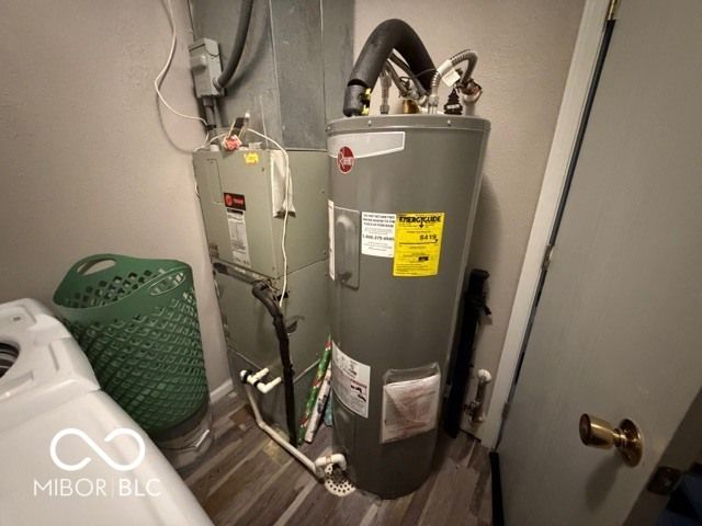 6849 Wandering Way, Indianapolis, IN 46241