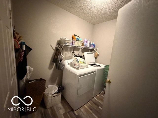 6849 Wandering Way, Indianapolis, IN 46241