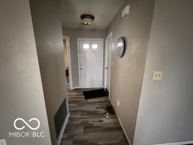 6849 Wandering Way, Indianapolis, IN 46241