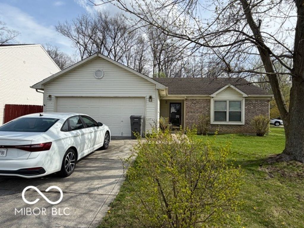 6849 Wandering Way, Indianapolis, IN 46241