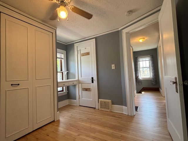 138 13th Avenue N, South Saint Paul, MN 55075