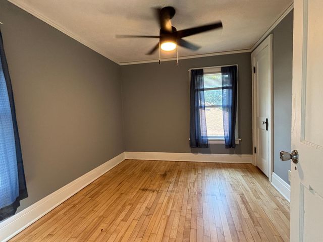 138 13th Avenue N, South Saint Paul, MN 55075