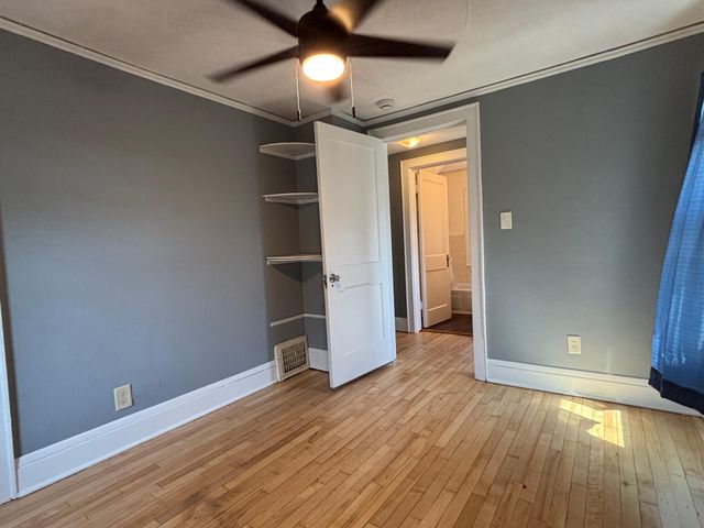 138 13th Avenue N, South Saint Paul, MN 55075