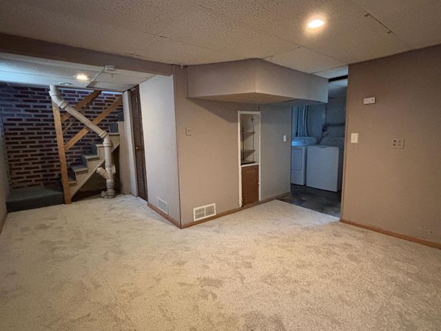 138 13th Avenue N, South Saint Paul, MN 55075