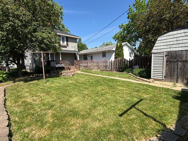 138 13th Avenue N, South Saint Paul, MN 55075