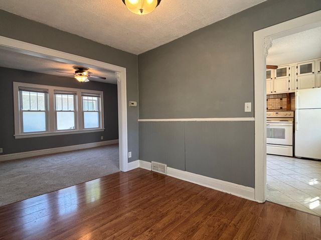 138 13th Avenue N, South Saint Paul, MN 55075