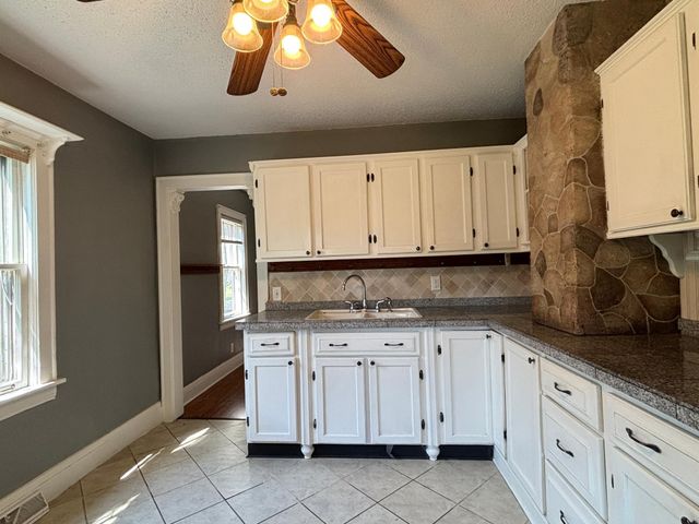 138 13th Avenue N, South Saint Paul, MN 55075