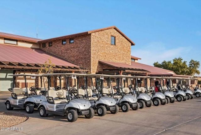 4146 E AZALEA Drive E, Gilbert, AZ 85298