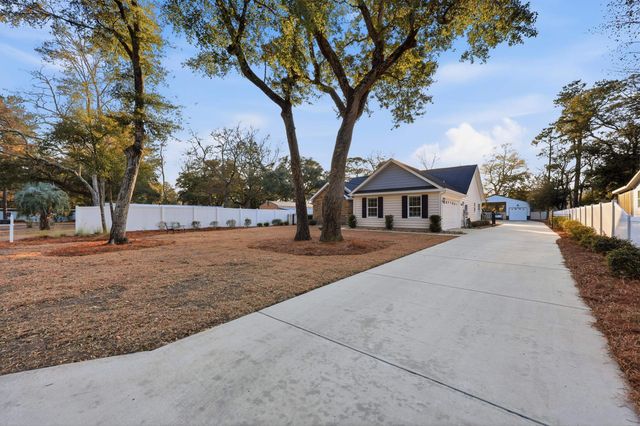 4576 Sandy Ln., Murrells Inlet, SC 29576