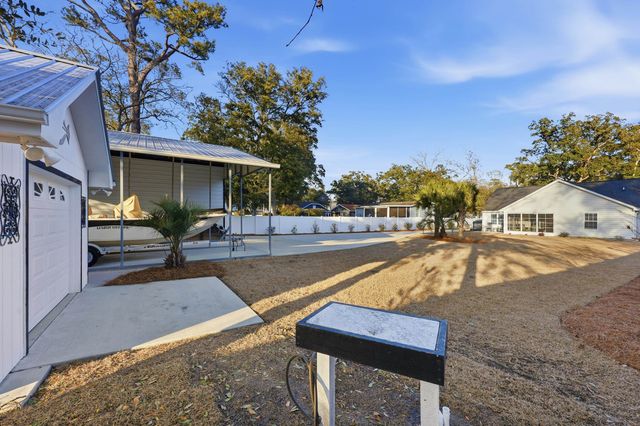 4576 Sandy Ln., Murrells Inlet, SC 29576