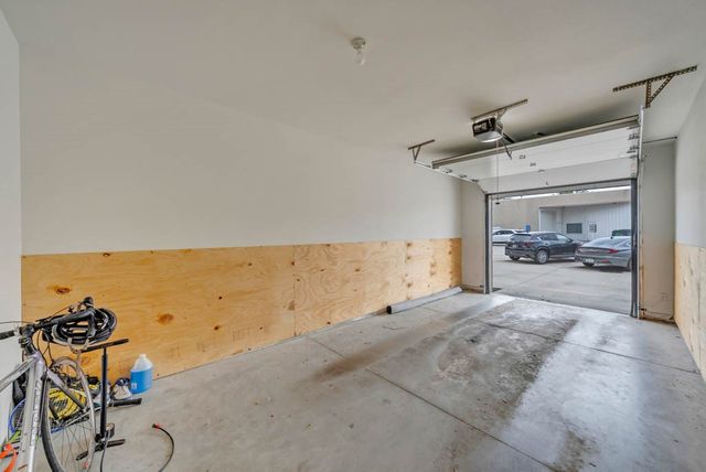 400 SW 7th Street 201, Des Moines, IA 50309