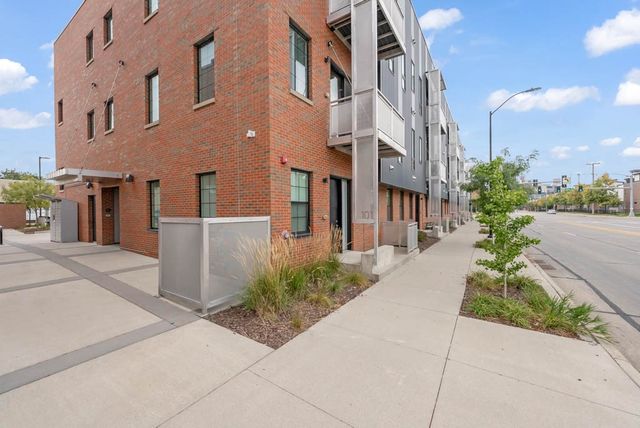 400 SW 7th Street 201, Des Moines, IA 50309