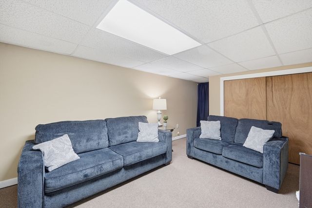 56 Longwood Dr, Chicopee, MA 01020