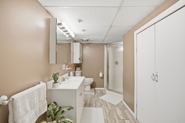 56 Longwood Dr, Chicopee, MA 01020