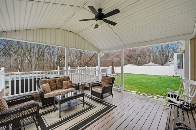 56 Longwood Dr, Chicopee, MA 01020