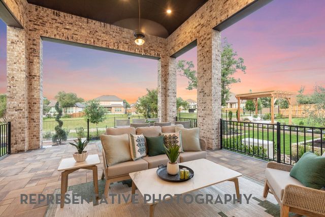 1537 Thicket Hill Drive, Van Alstyne, TX 75495
