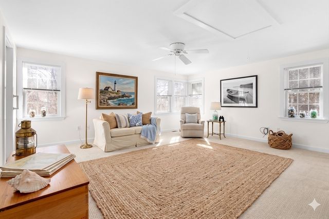 136 Leonard Street, Gloucester, MA 01930