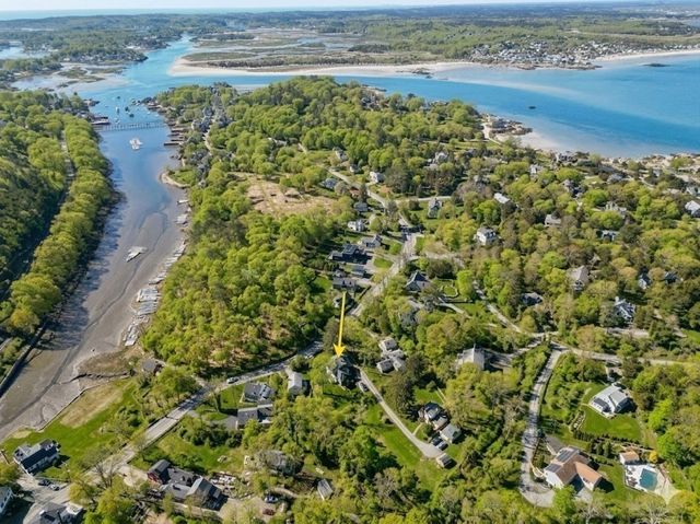 136 Leonard Street, Gloucester, MA 01930