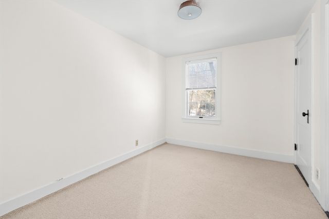 136 Leonard Street, Gloucester, MA 01930