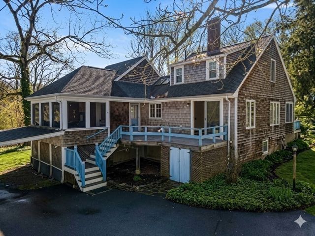 136 Leonard Street, Gloucester, MA 01930