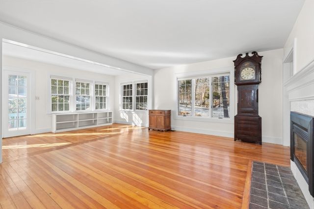 136 Leonard Street, Gloucester, MA 01930