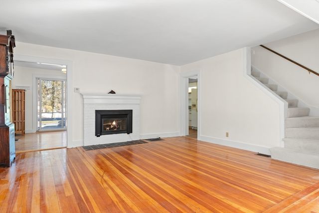 136 Leonard Street, Gloucester, MA 01930