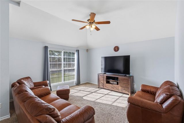 7937 Wolf Dr, Corpus Christi, TX 78414