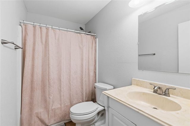 7937 Wolf Dr, Corpus Christi, TX 78414