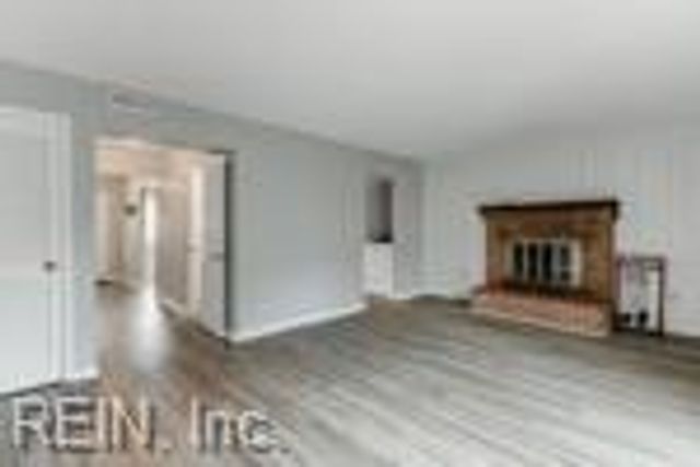 945 Indian CIR, Virginia Beach, VA 23451