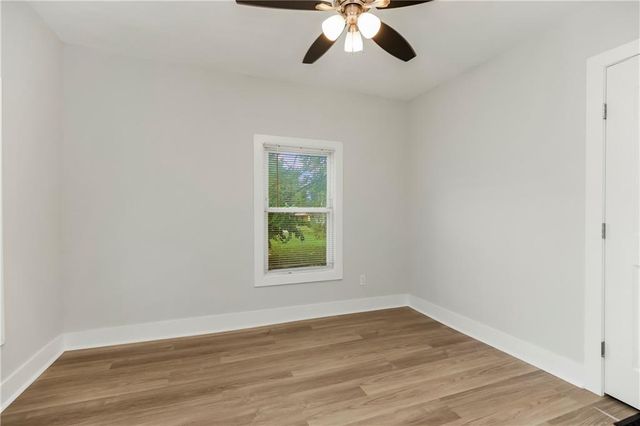 3911 Myrtle Avenue, Kansas City, MO 64130