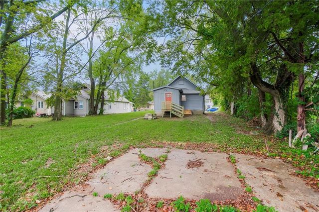 3911 Myrtle Avenue, Kansas City, MO 64130