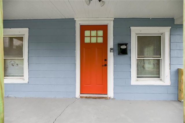 3911 Myrtle Avenue, Kansas City, MO 64130