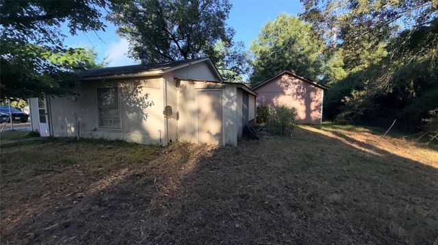 192 Cottonwood, Onalaska, TX 77360