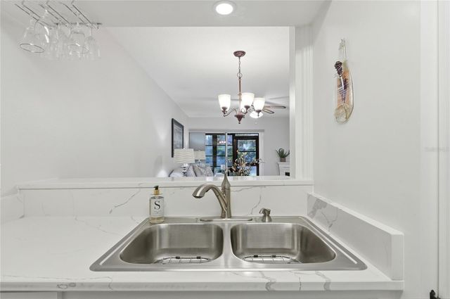 900 AVENUE Z SE C2, Winter Haven, FL 33880