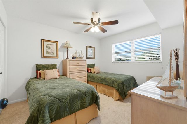 900 AVENUE Z SE C2, Winter Haven, FL 33880